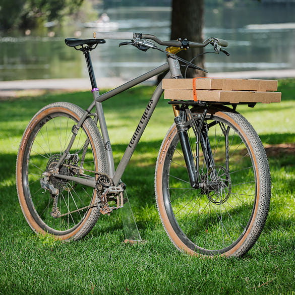 Pizza Rack Gepäckträger - schwarz