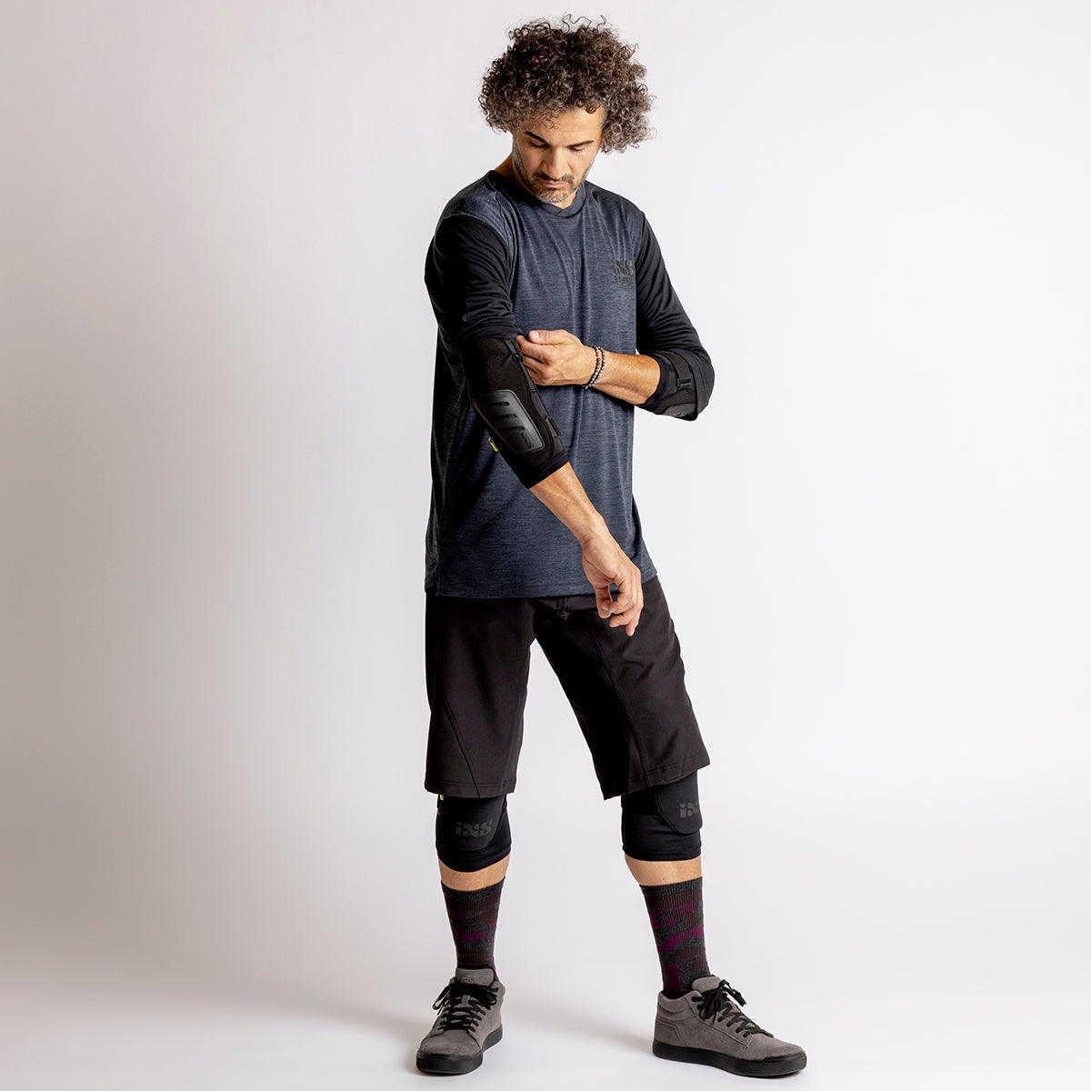 Carve X Jersey schwarz-solid black iXS
