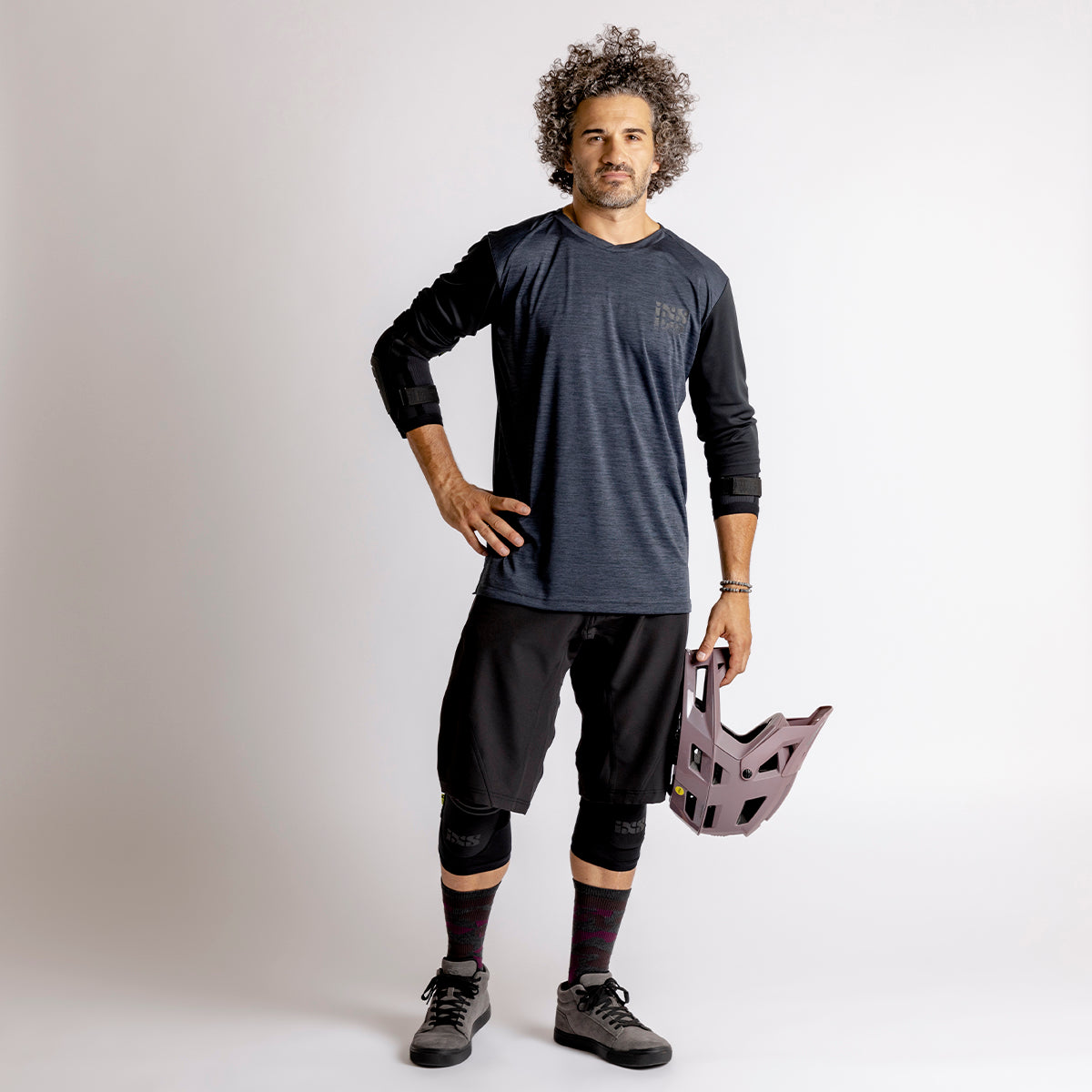 Carve Evo Shorts - Schwarz iXS