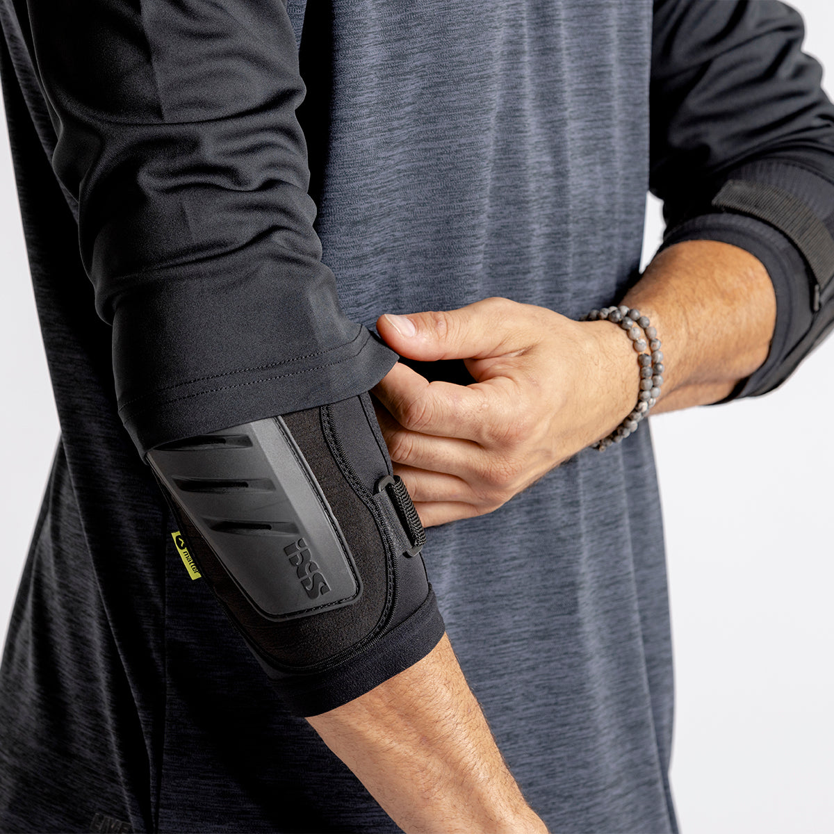 Carve X Jersey schwarz-solid black iXS