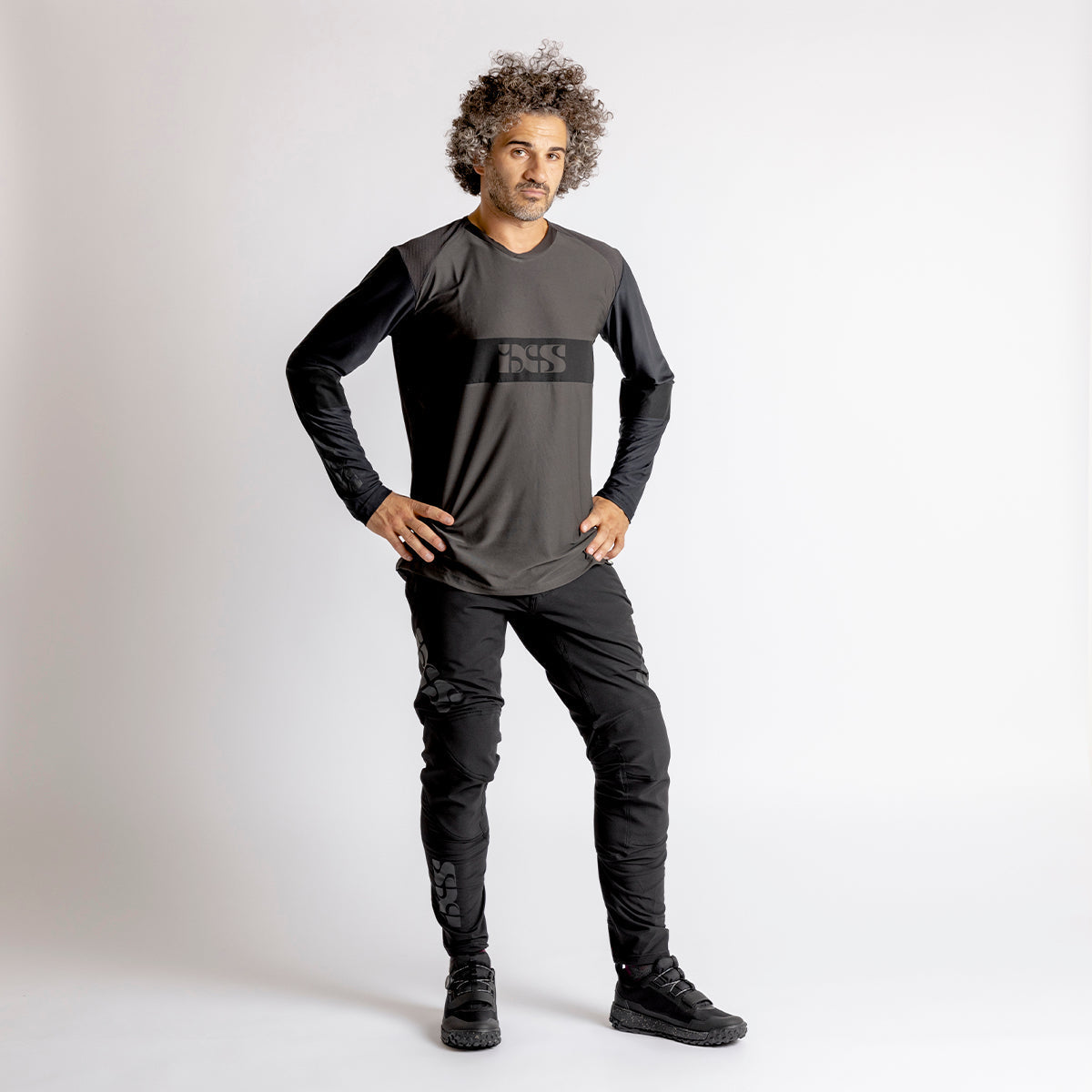 Trigger EVO Long Sleeve Jersey - Anthracite-Black iXS