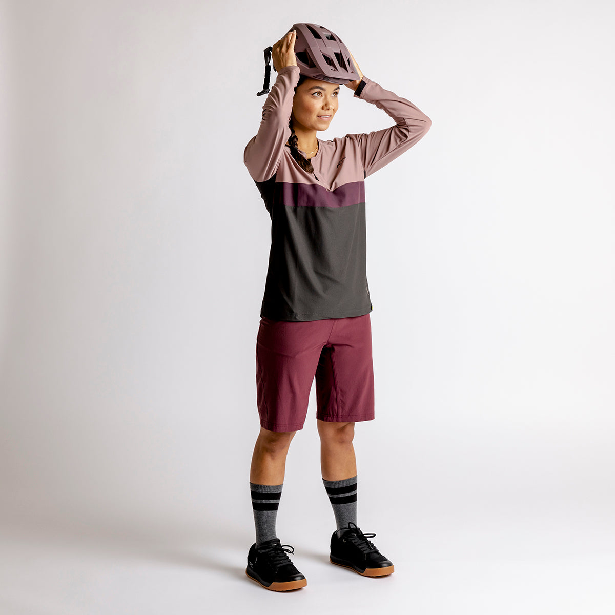 Flow XTG Women's Long Sleeve Henley - Anthracite / Raisin iXS