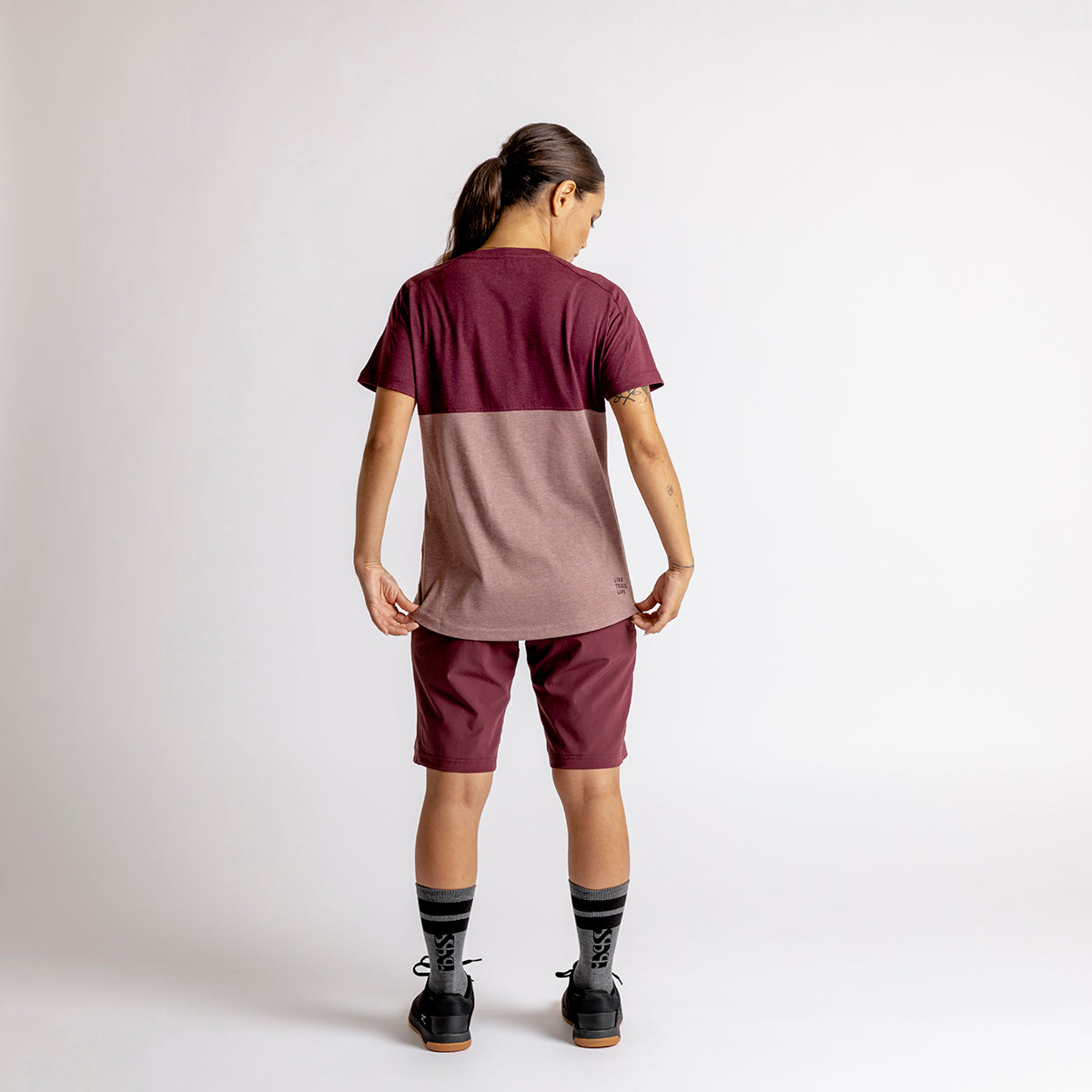 Flow Women Mountain Tech Tee Short Sleeve - Taupe / Raisin iXS