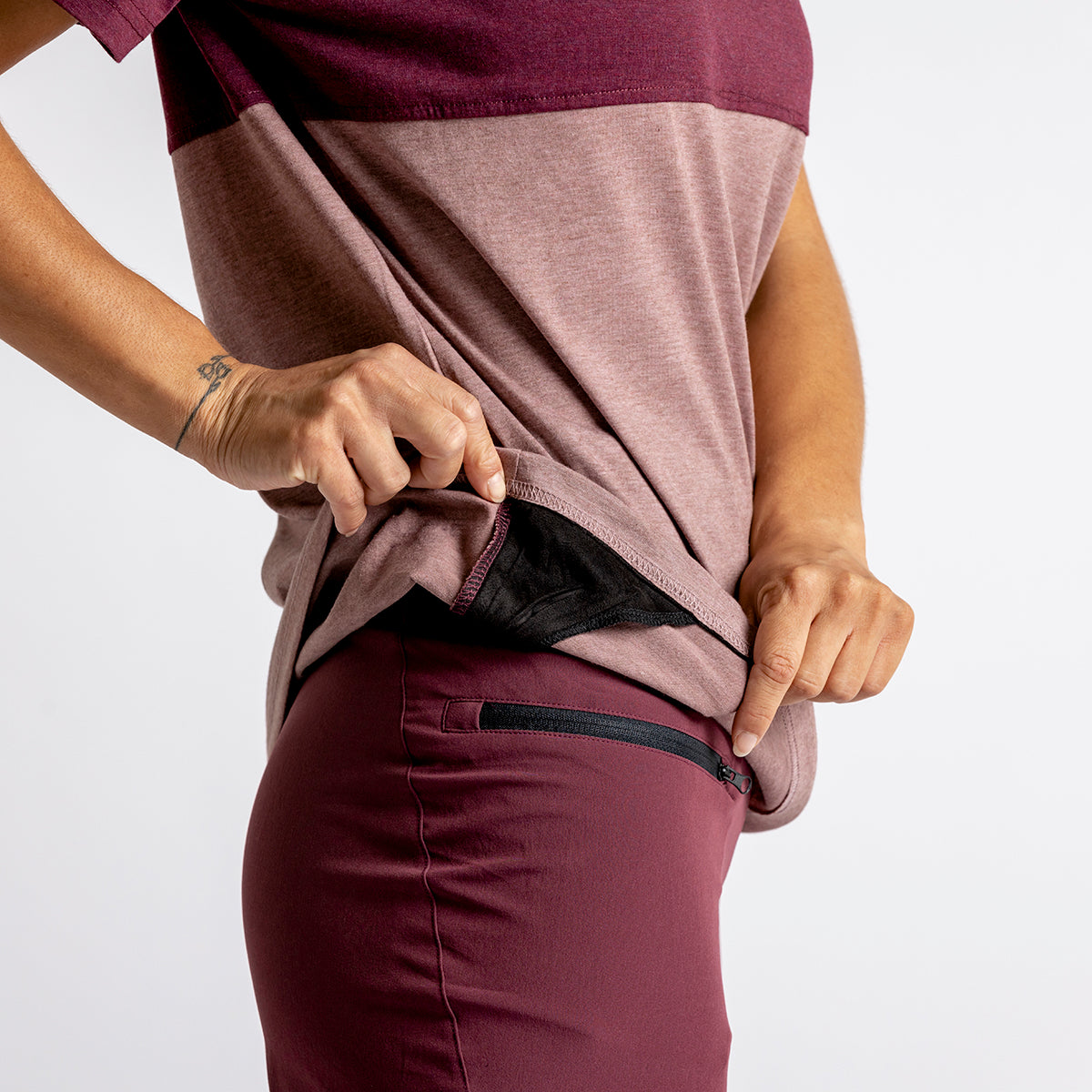 Flow Women Mountain Tech Tee Short Sleeve - Taupe / Raisin iXS