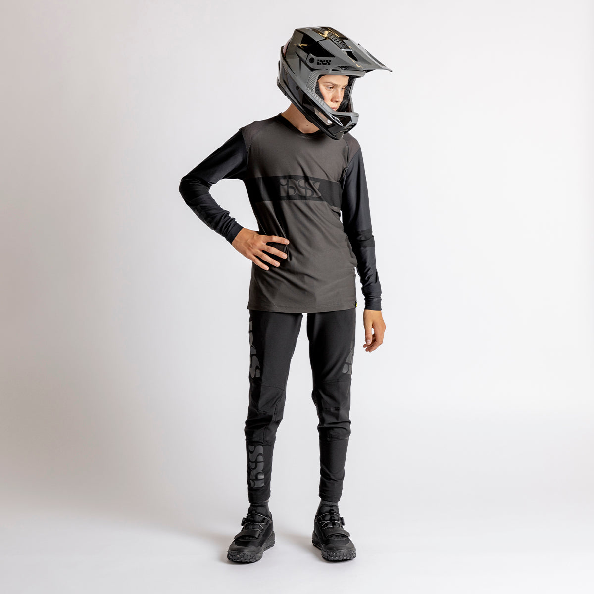 Trigger EVO Kids pants - black iXS