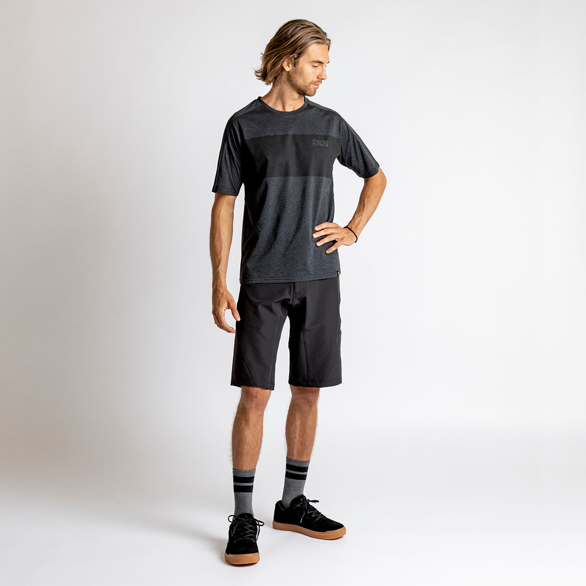 Flow Censored Tech Tee - black iXS