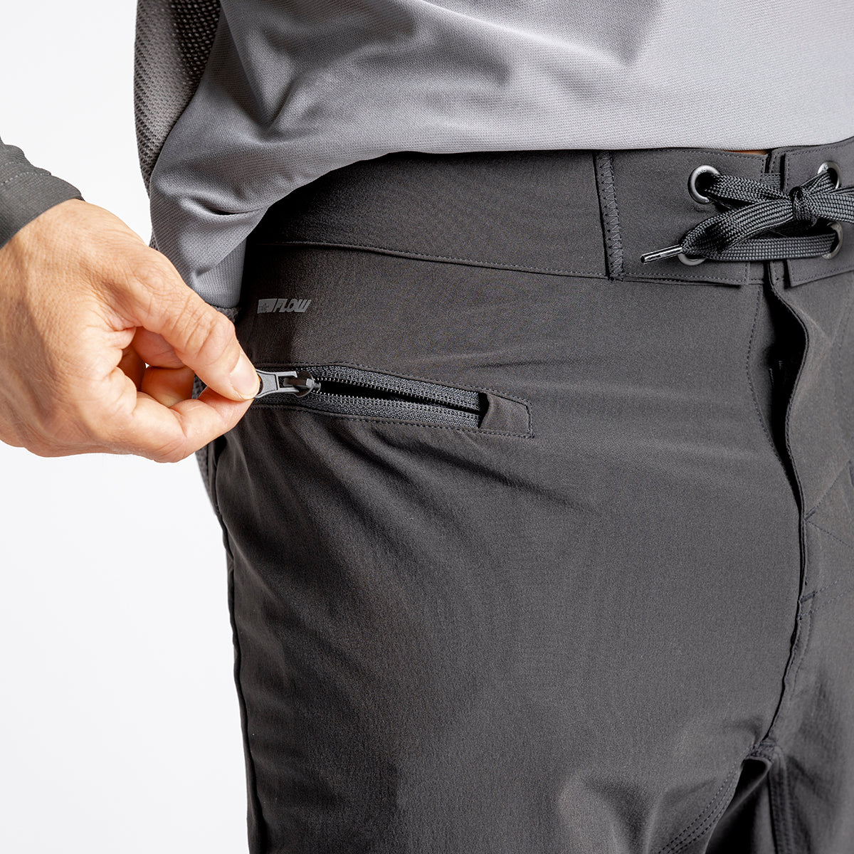 Flow XTG Pants schwarz iXS