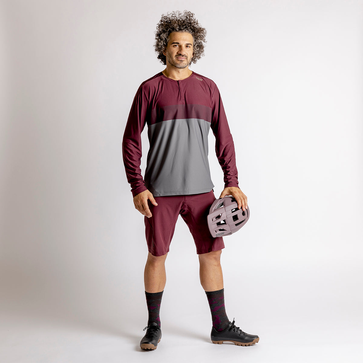 Flow XTG Long Sleeve Henley - Graphite/Raisin iXS
