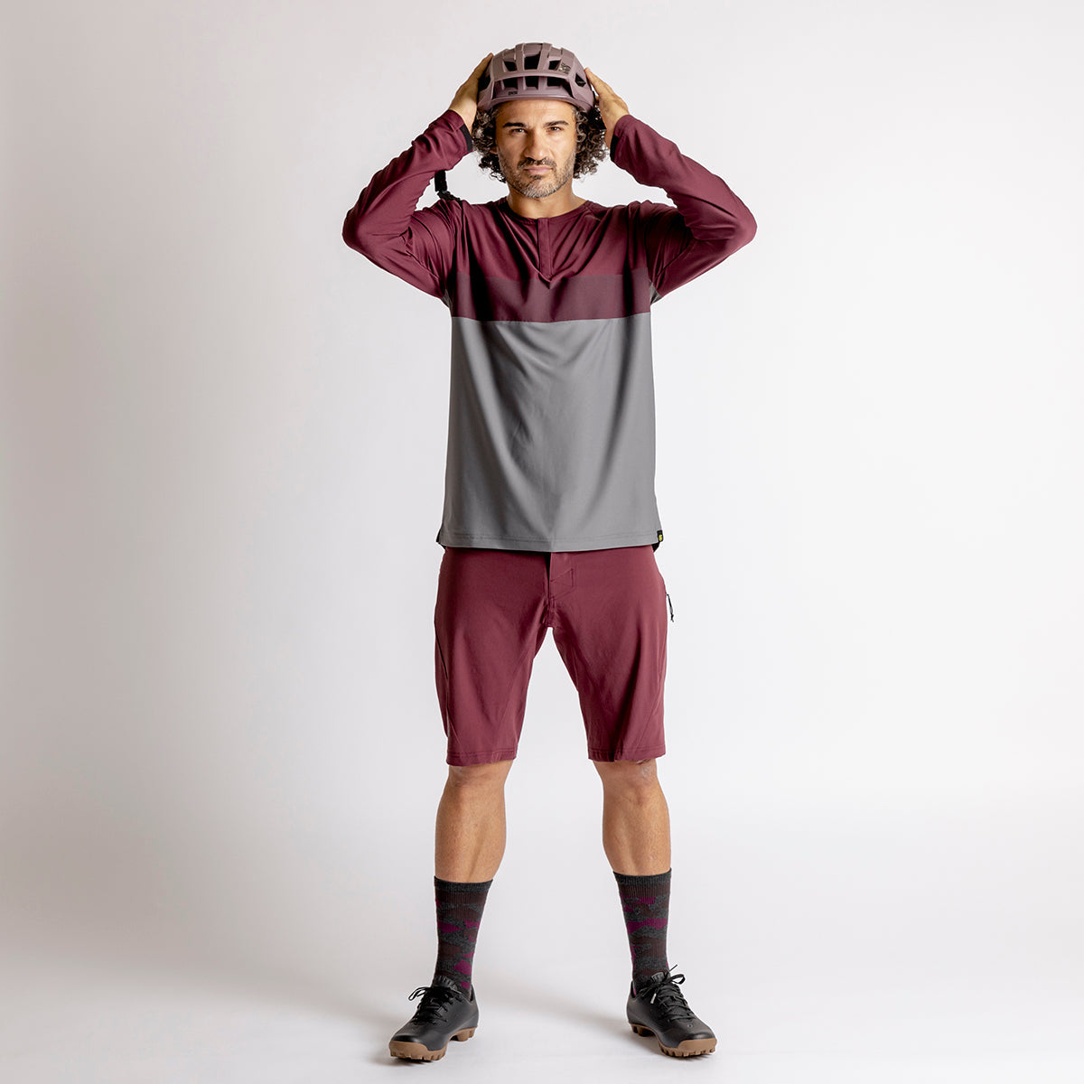 Flow XTG Long Sleeve Henley - Graphite/Raisin iXS