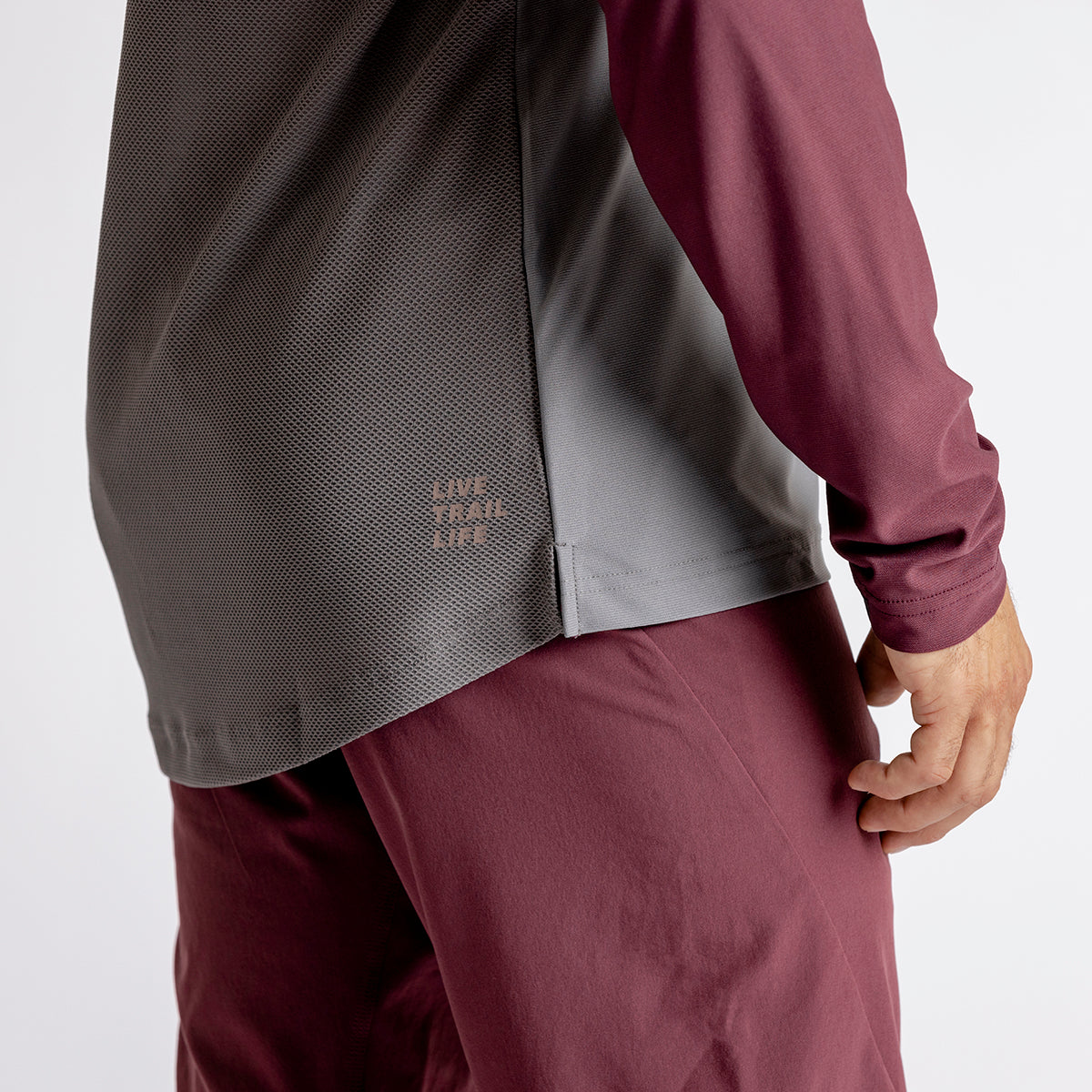 Flow XTG Long Sleeve Henley - Graphite/Raisin iXS