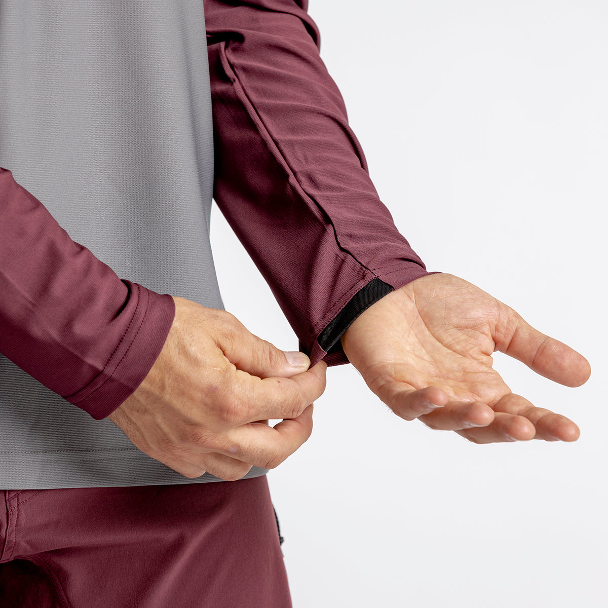 Flow XTG Long Sleeve Henley - Graphite/Raisin iXS