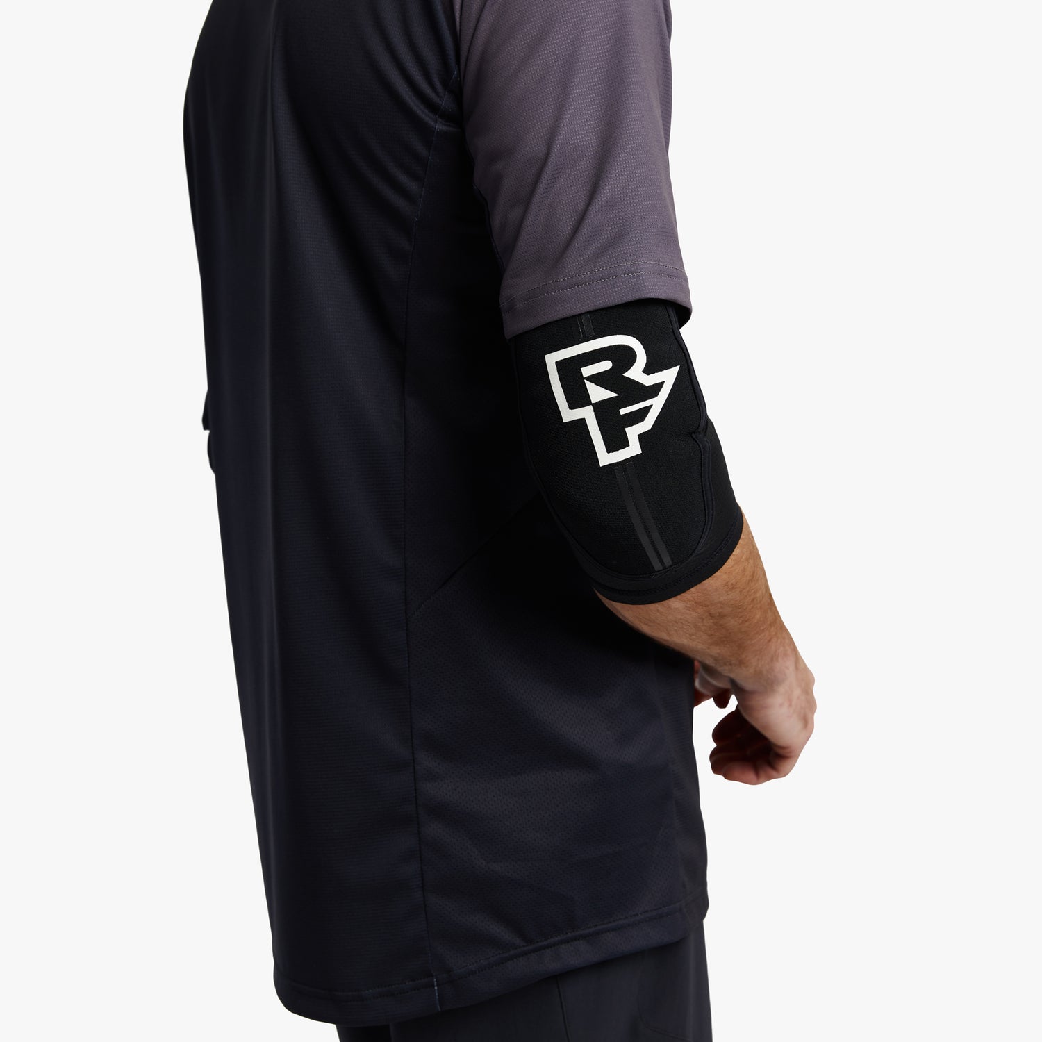 Indy Elbow - Stealth