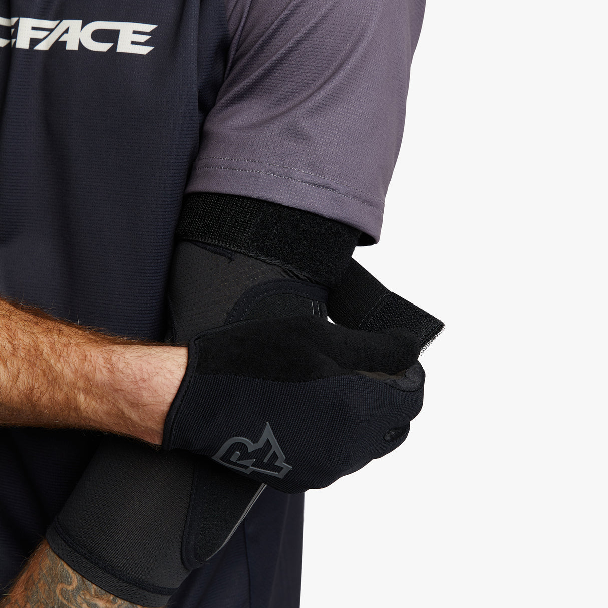 Indy Elbow - Stealth