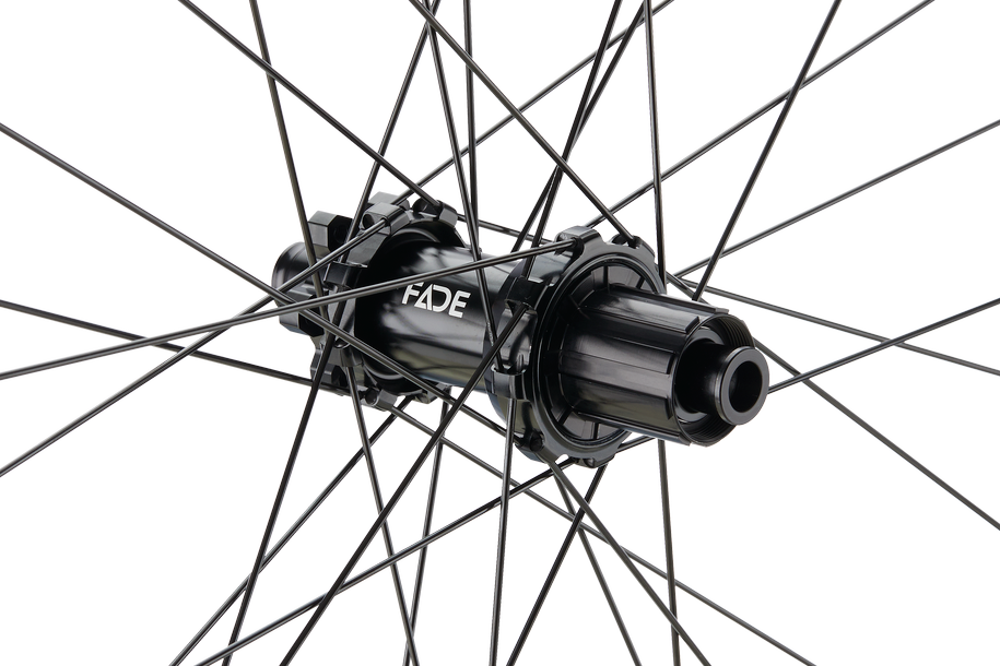 Performance 30 XC Light 29" Aluminium, 6 Loch, 12x148 mm, Shimano HG - schwarz