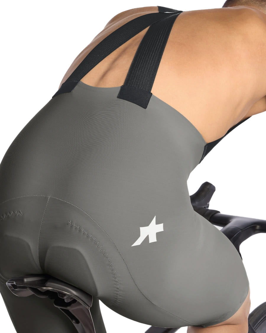EQUIPE R Bib Shorts S11 - Edge Green Assos