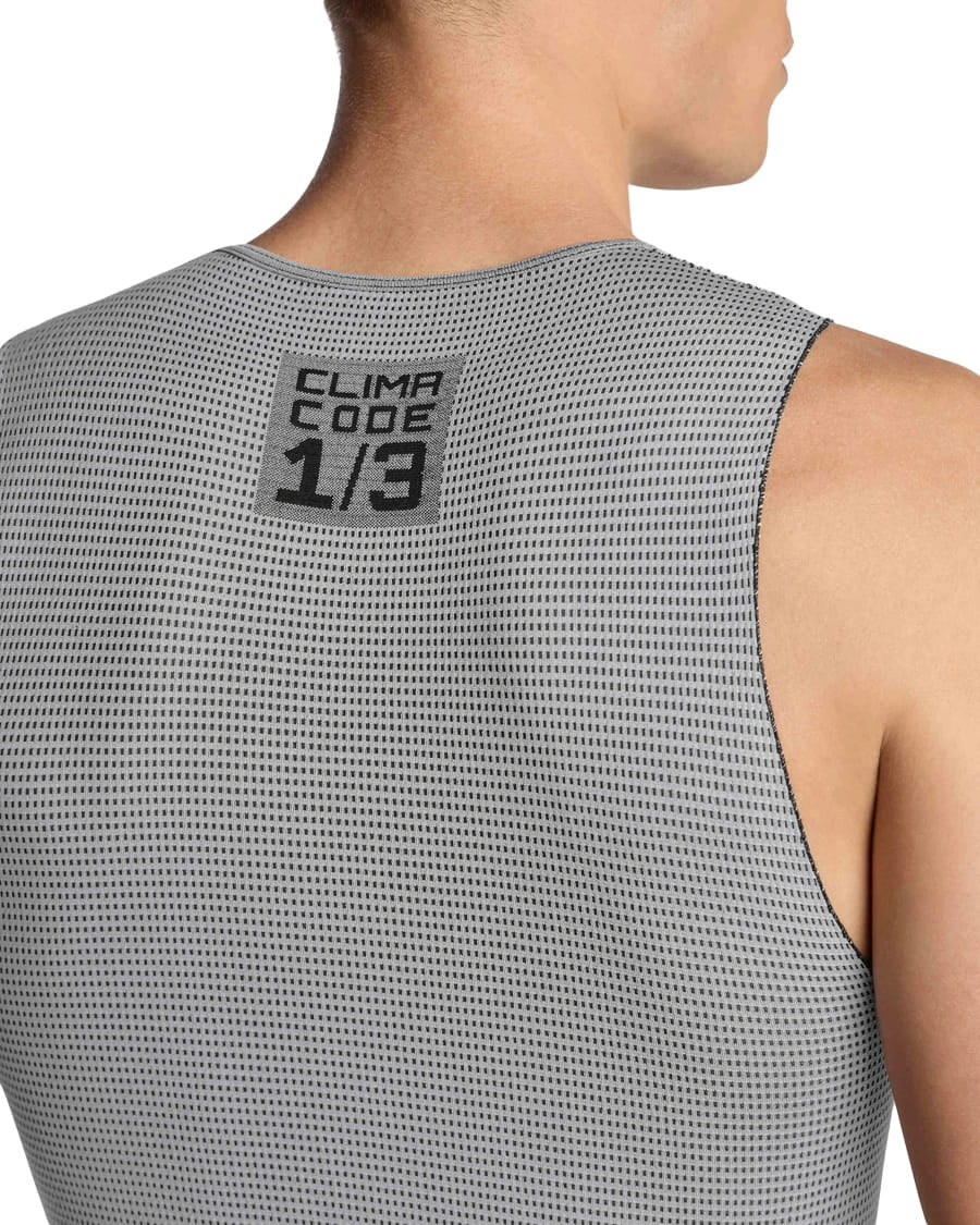 1/3 NS Skin Layer P1 - Grey Series Assos