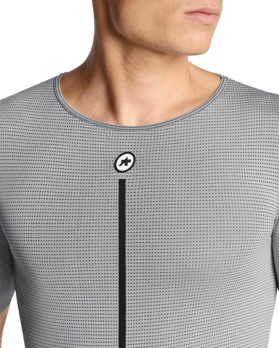 1/3 SS Skin Layer P1 - Grey Series Assos