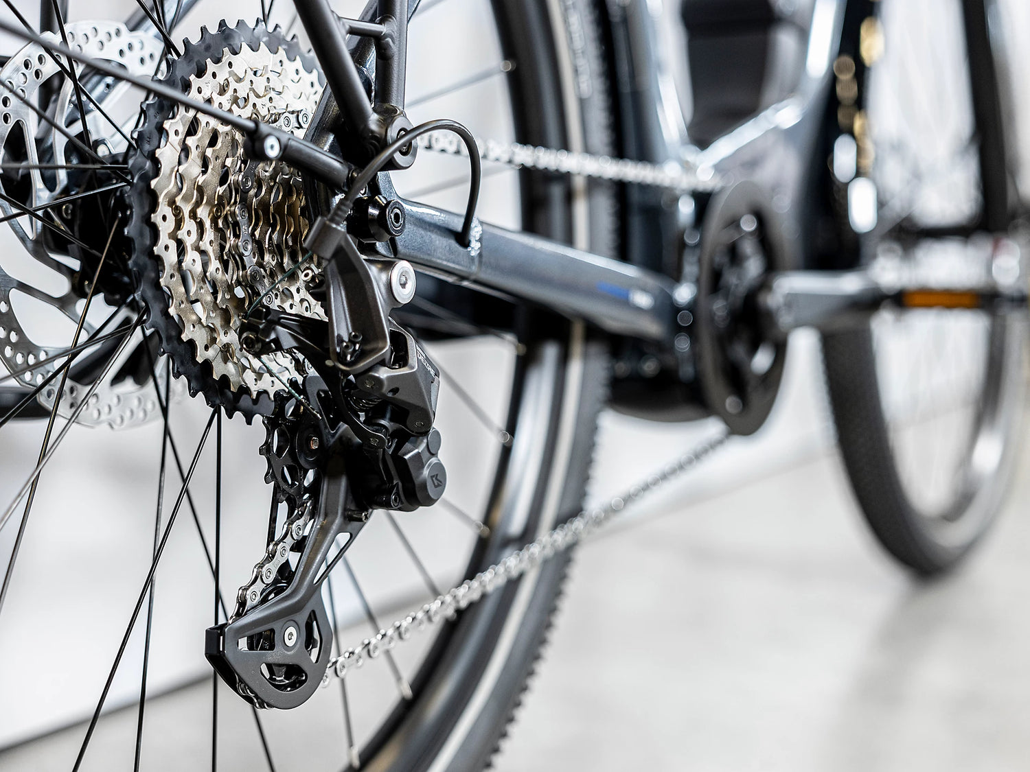 Allant+ 6 Tiefeinsteiger Galactic Grey 725Wh