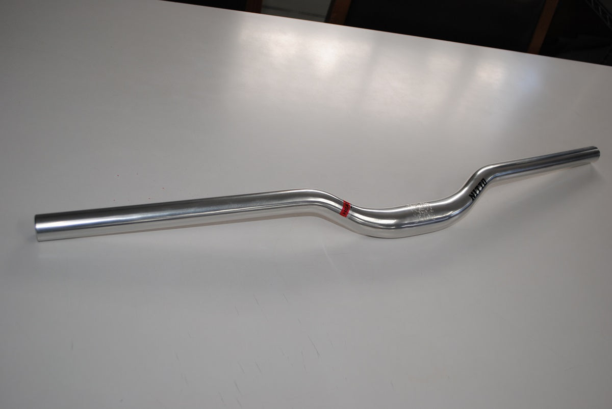 B809AA-SSB Lenker 31.8 mm x 730 mm - silver