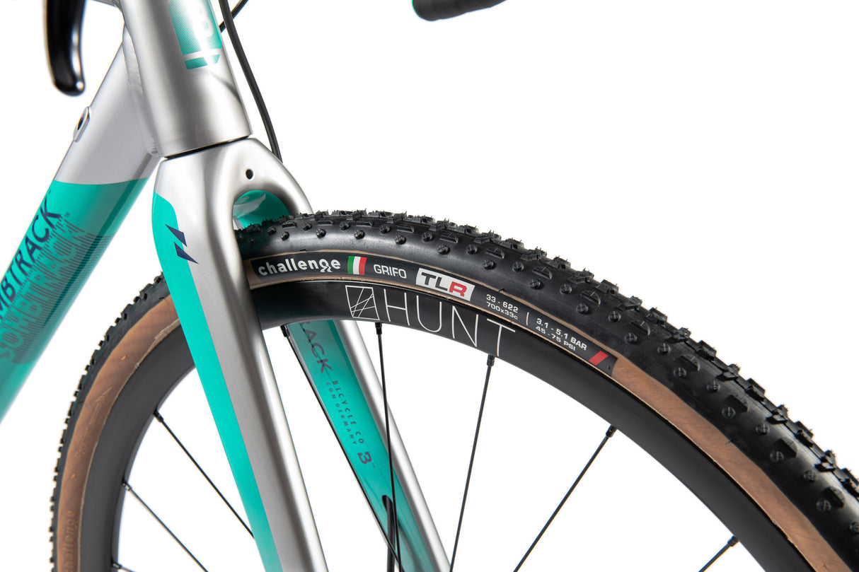 Tension 2 - Glossy Grey / Green