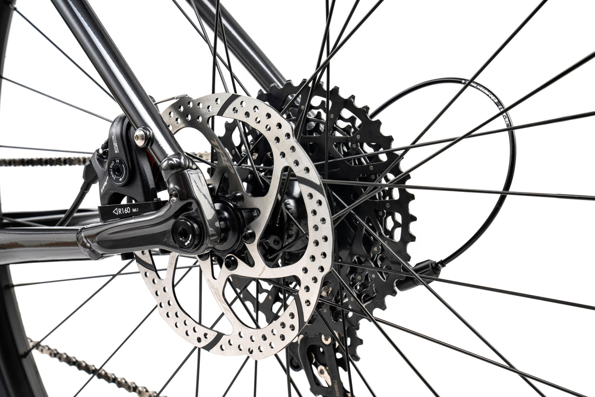 Beyond AL - Glossy Black/Dark Grey