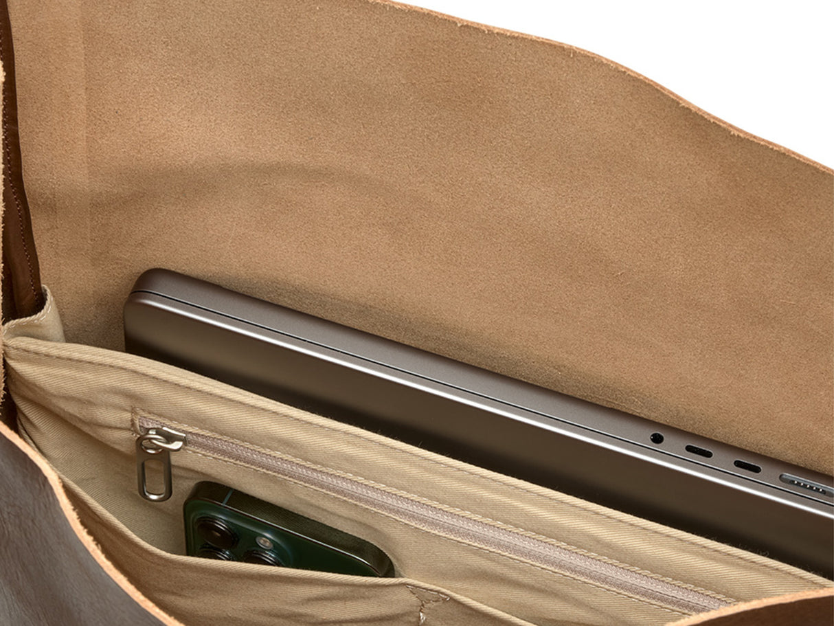 Pickwick Harte Ledertasche 26L - Braun