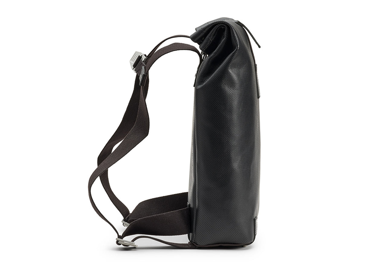 Pickwick Reflektierende Ledertasche 12L - Schwarz