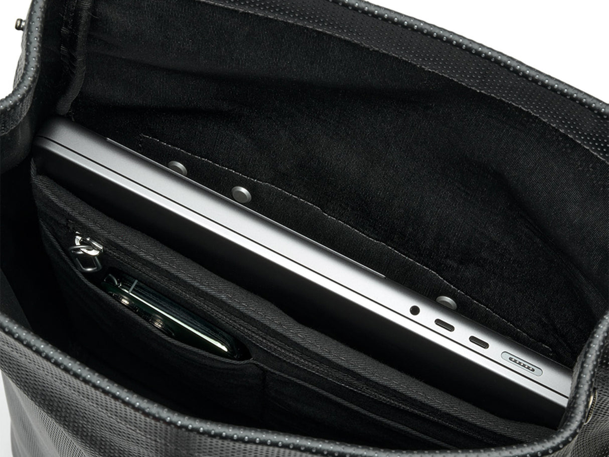 Pickwick Reflektierende Ledertasche 12L - Schwarz