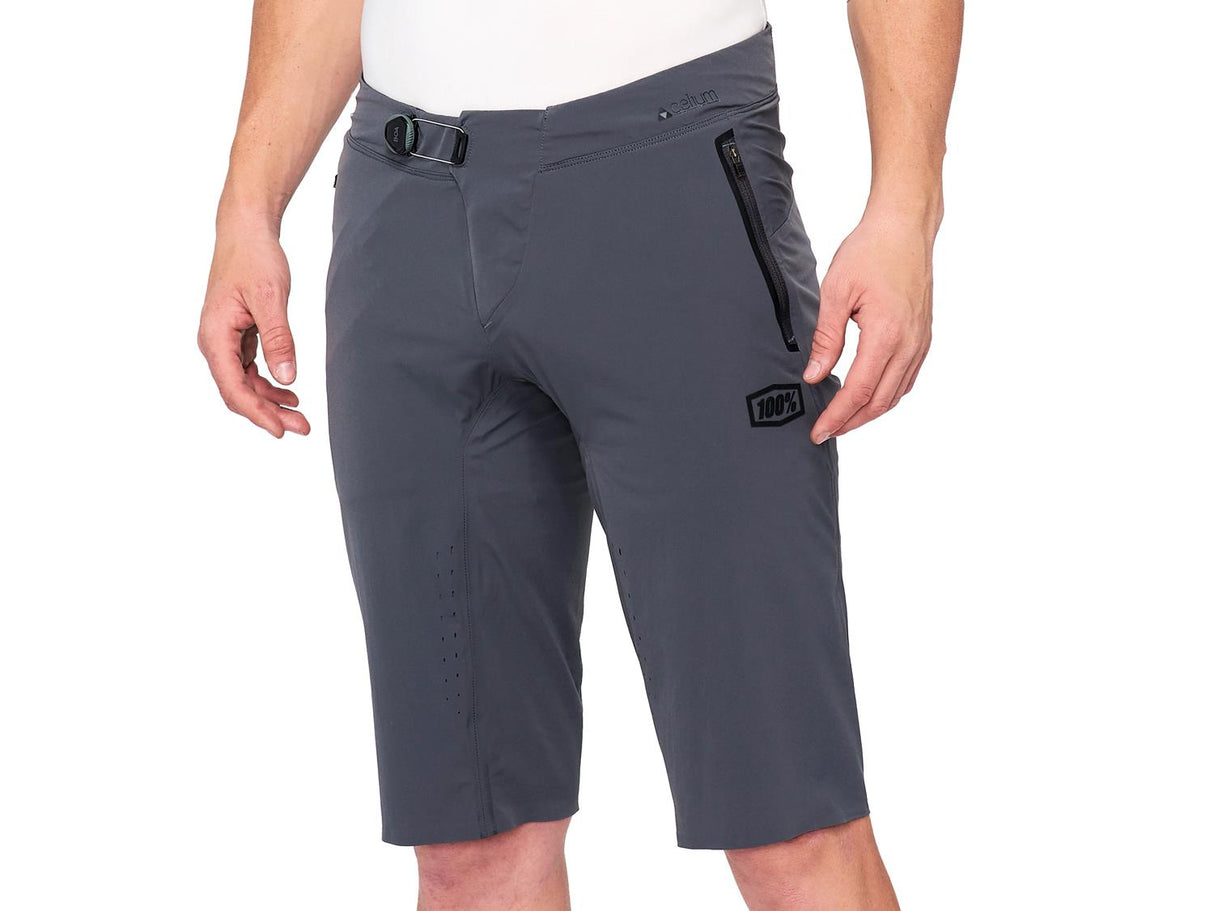 Celium Shorts - charcoal