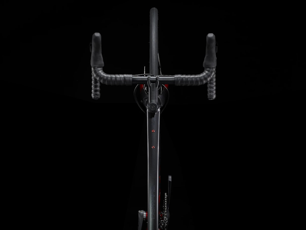 Domane AL 5 Disc Lithium Grey to Crimson Fade