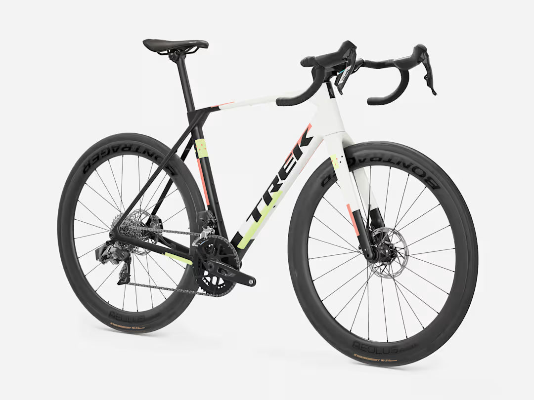 Domane SL 6 AXS Gen 5 - Matte Era White/Deep Smoke
