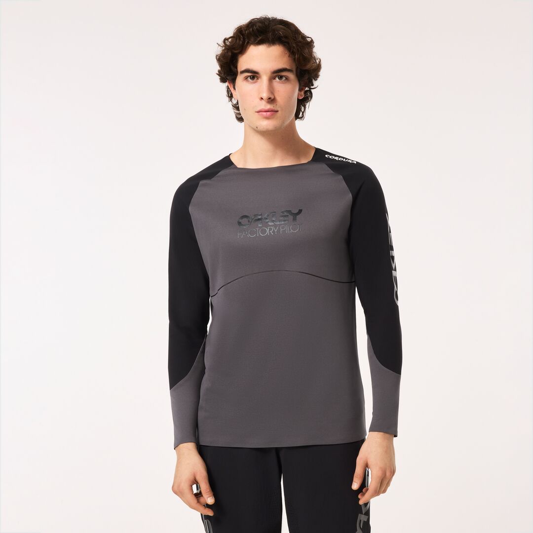 Camiseta Maven Scrub LS - Negro/Gris