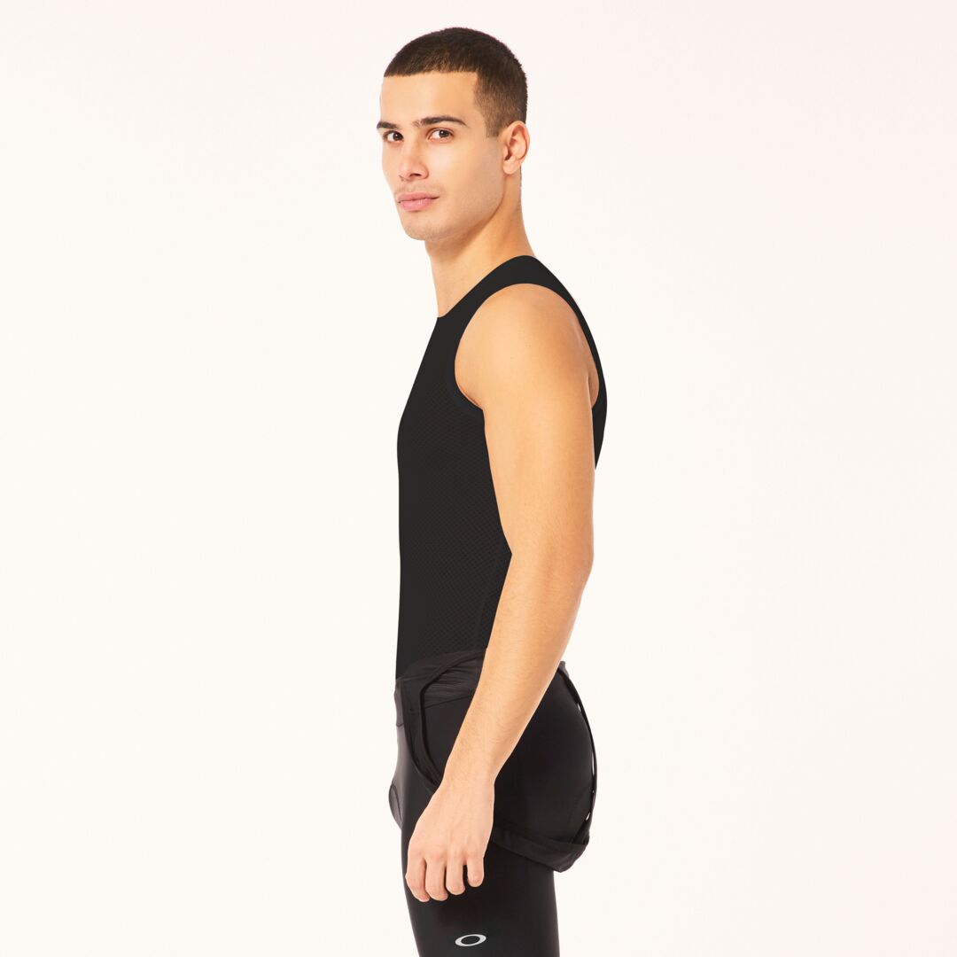 Endurance Base Layer Sleveless - Blackout
