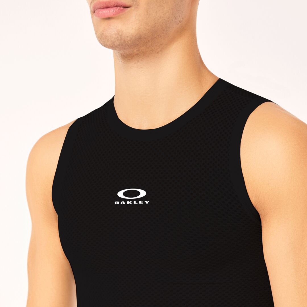 Endurance Base Layer Sleveless - Blackout