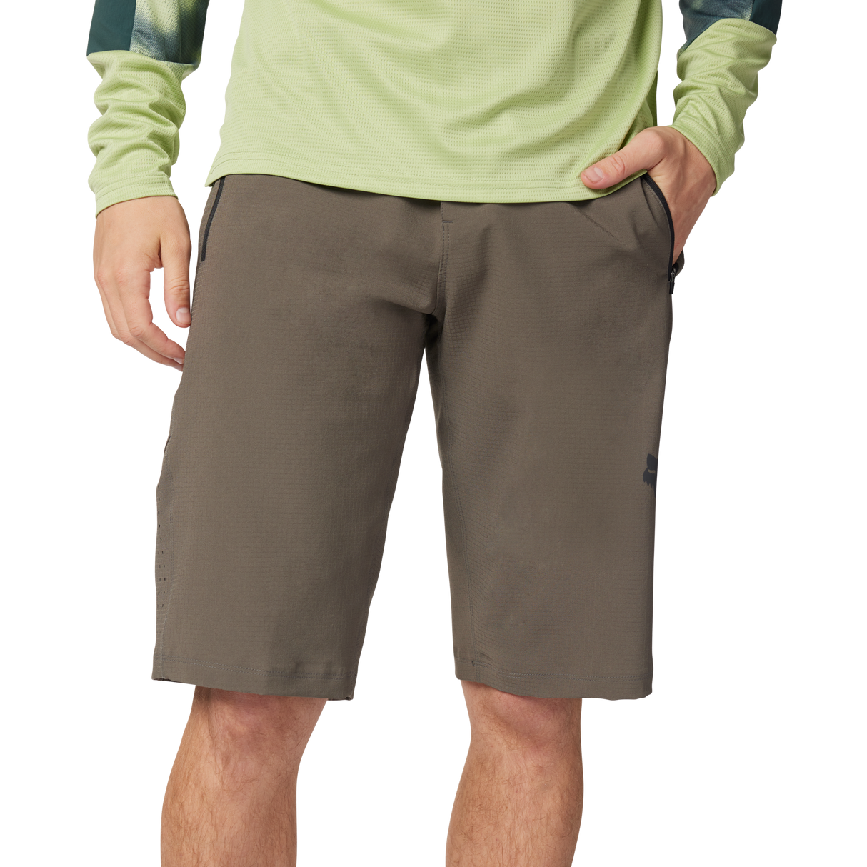 Defend Shorts - Dirt