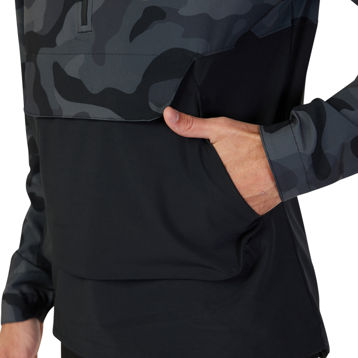 Ranger Wind Pullover - Black Camo
