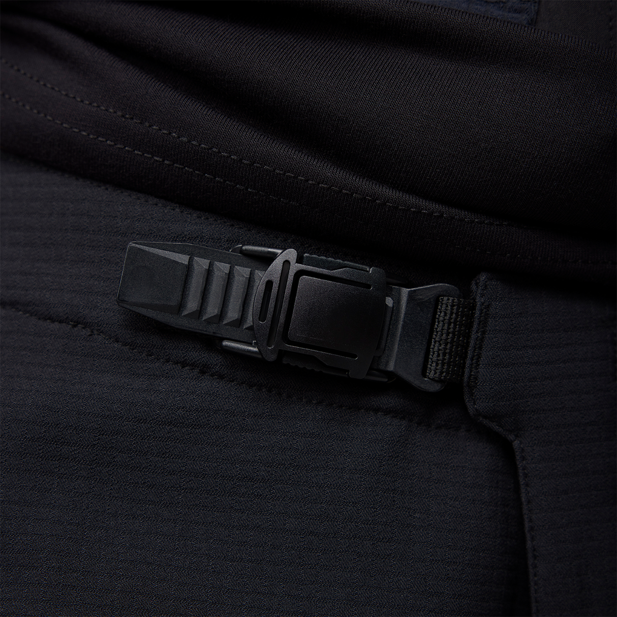 Womens Defend Fire Hose - Black