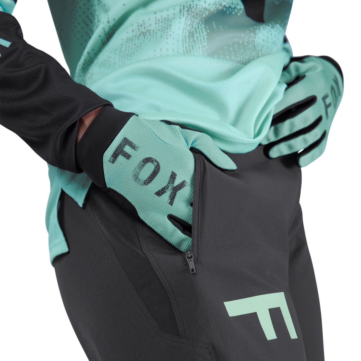 Womens Ranger Hose Kairos - Turquoise