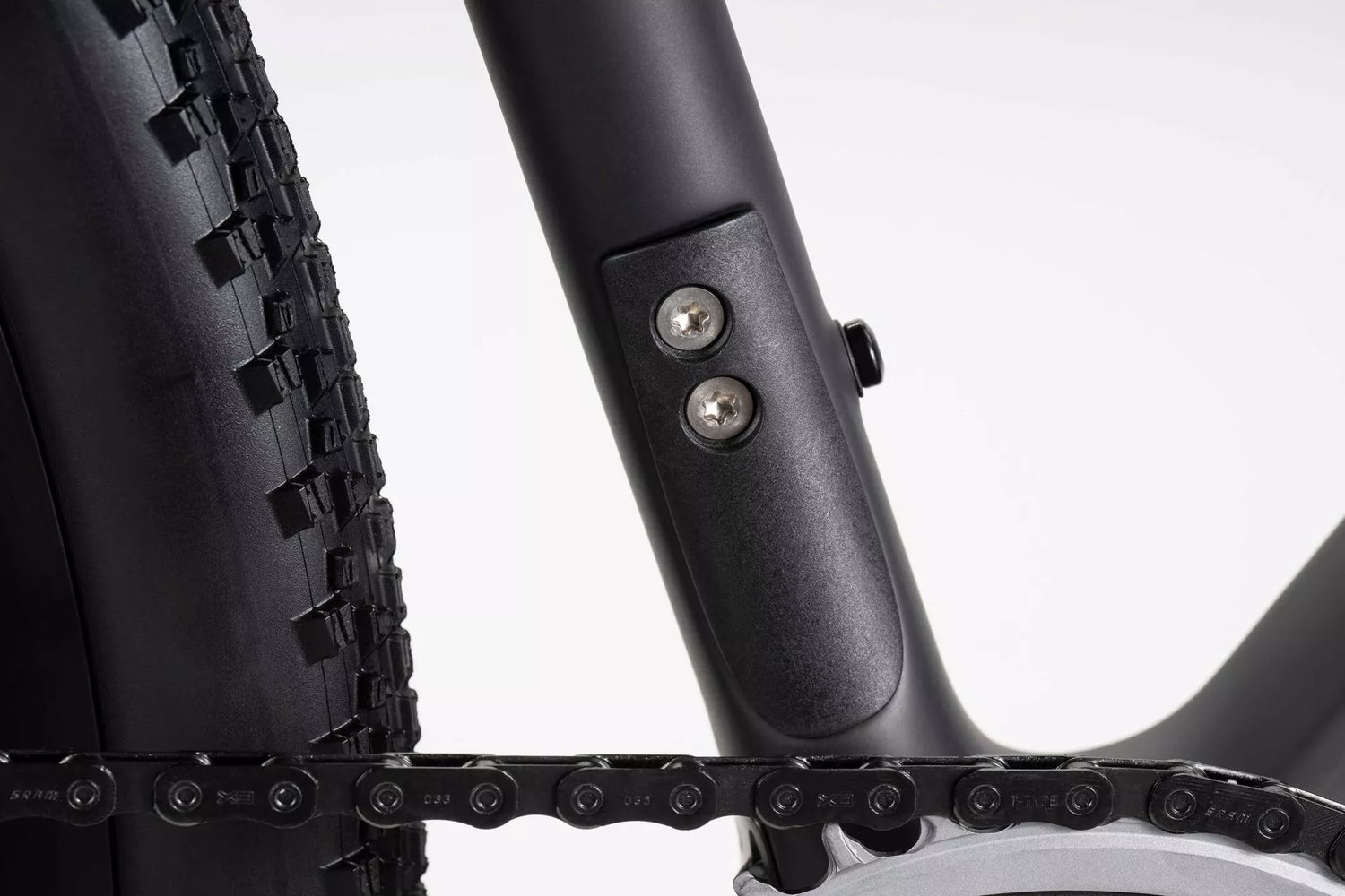 ASKET CF 30 - Raw carbon / silver