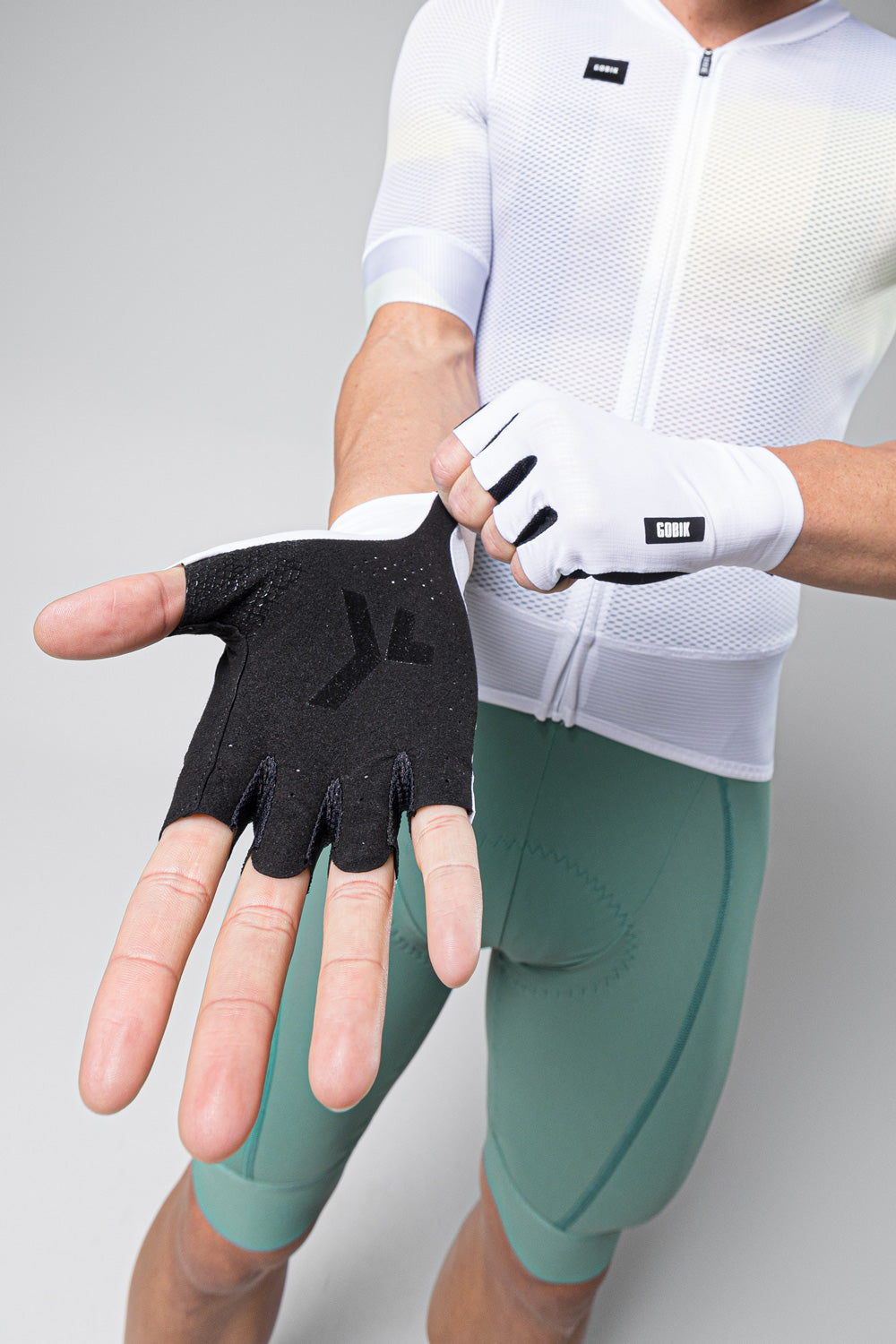 Gloves Short Mamba 2.0 - White