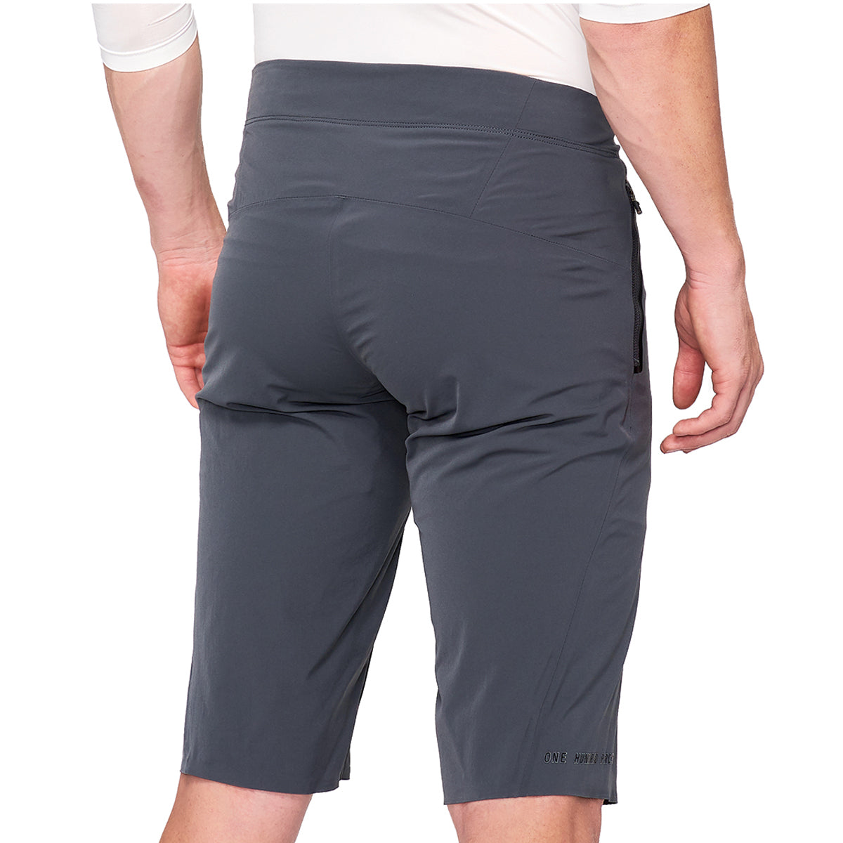 Celium - Shorts - Charcoal - Grau