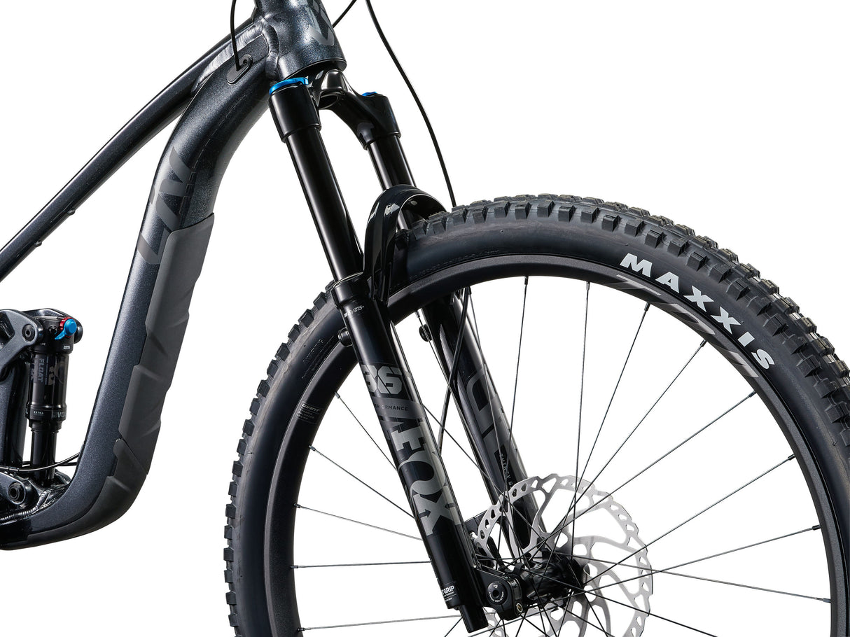 Intrigue X 1 - Black Diamond