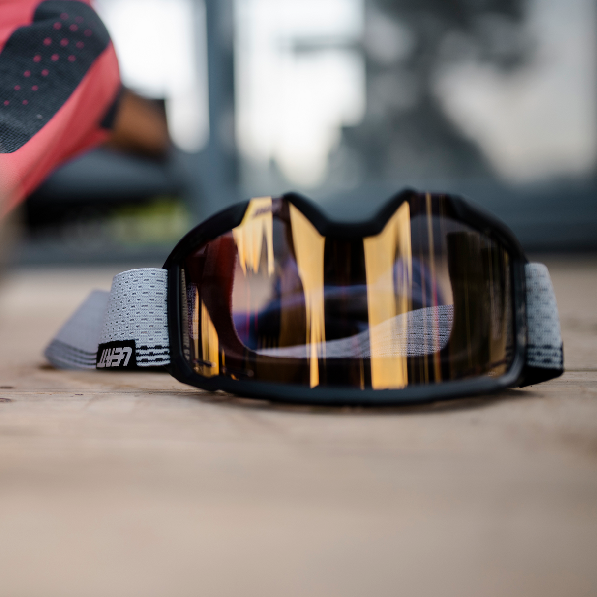 Goggle Velocity 4.0 MTB X-Flow Iriz - Black Bronze 68 VLT