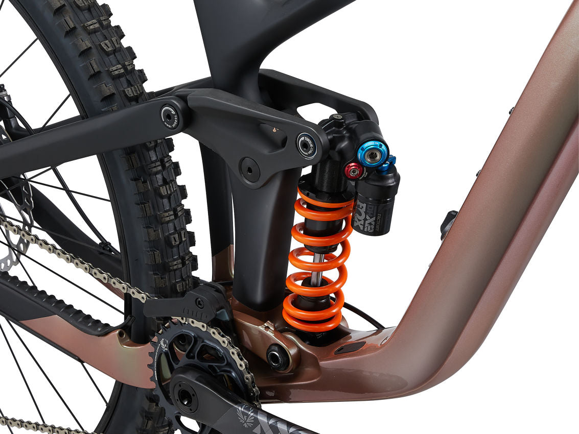 Reign Advanced Pro 0 - Messier/Carbon