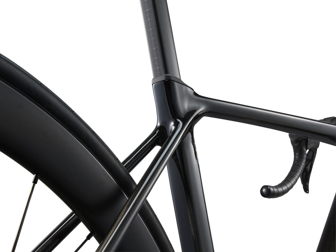 TCR Advanced Pro 1 Di2 - Carbon/Chrome