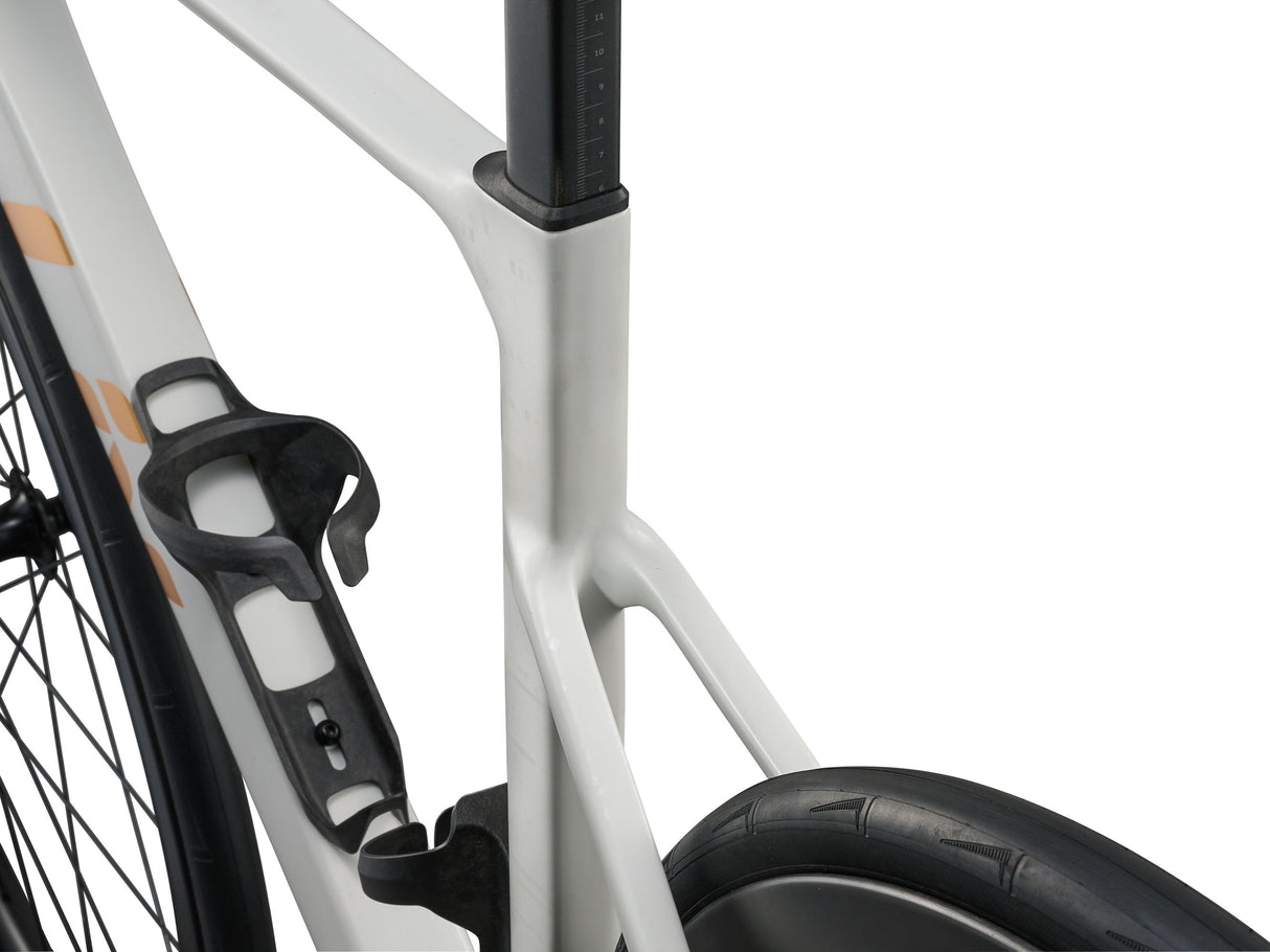 EnviLiv Advanced 1 - Null White