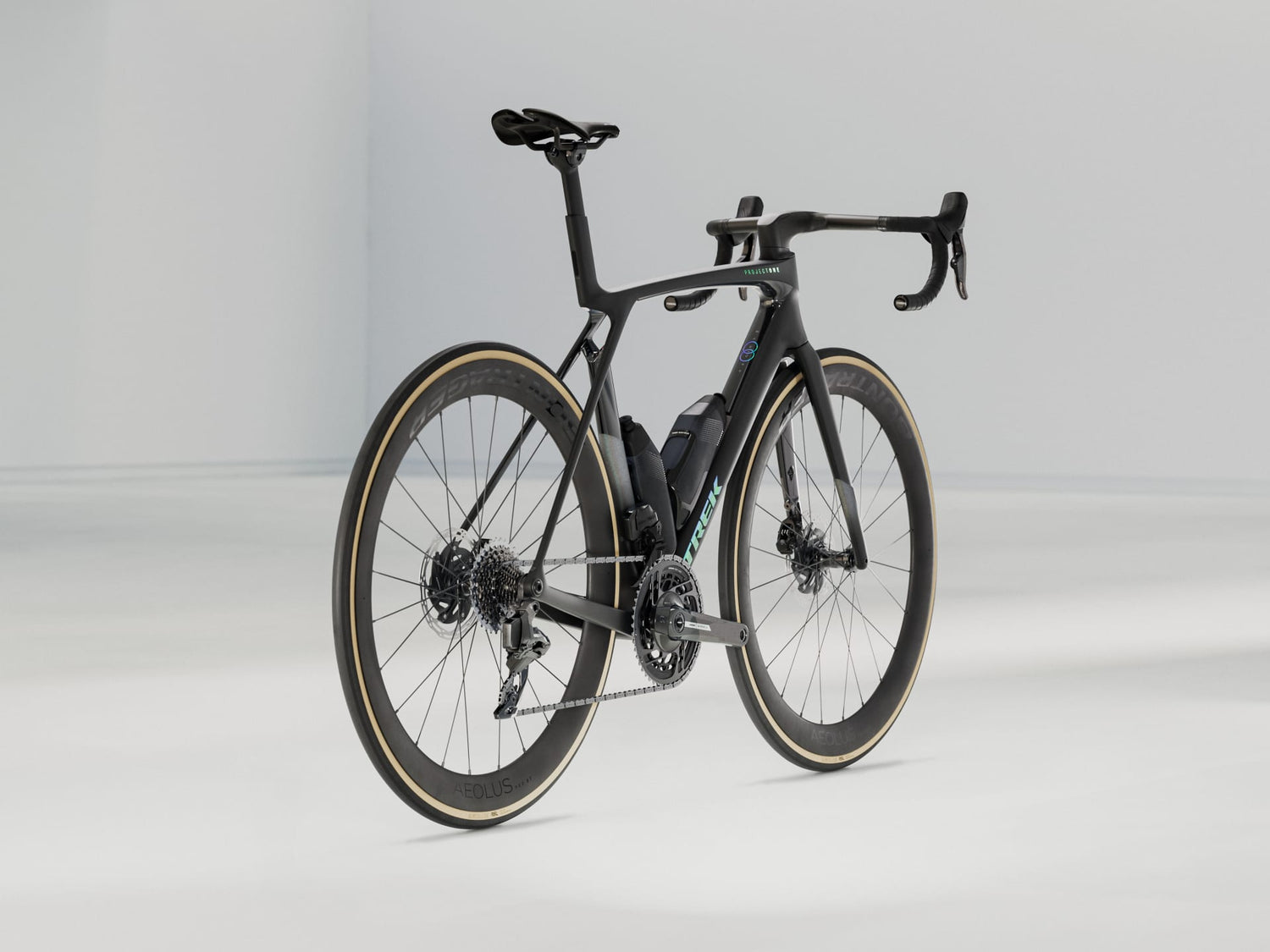 Madone SLR 7 AXS Gen 8 - Matte/Gloss Carbon Smoke