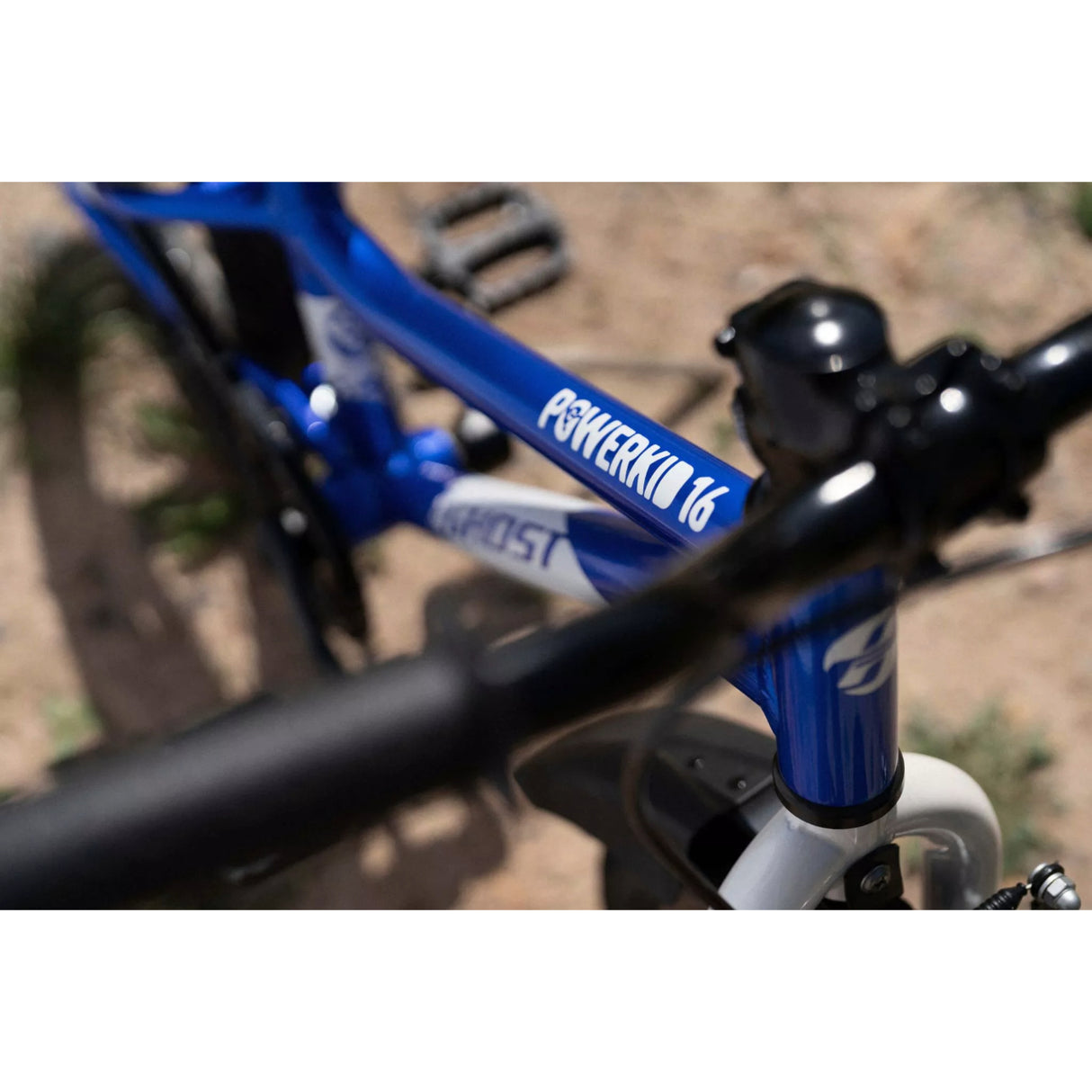 Powerkid 16 - candy blue/pearl white - glossy