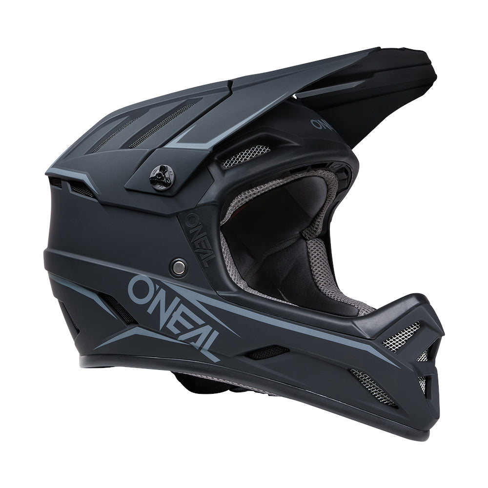 BACKFLIP Helm SOLID black