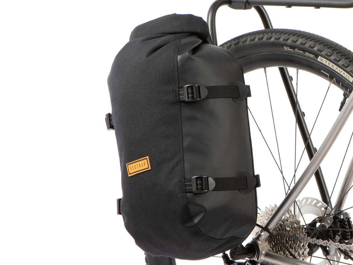 Switch Pannier, 10L - Black